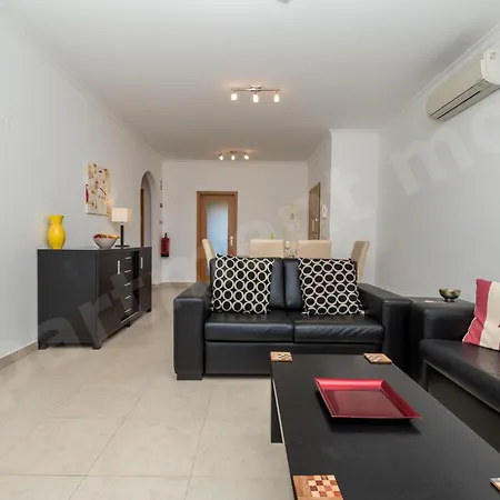 Mos Apartment